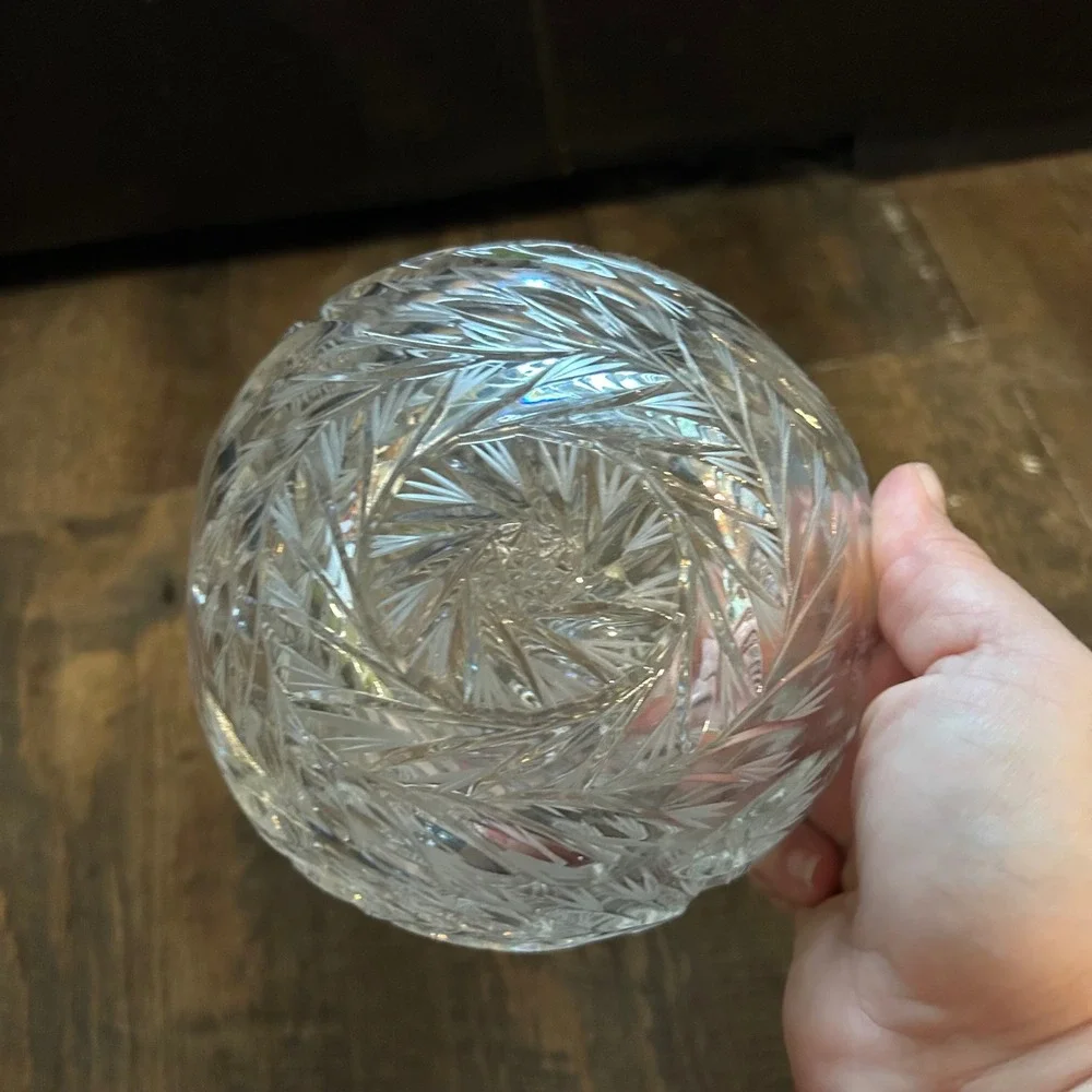 Vintage Pinwheel Cut Crystal Rose Bowl Vase Round Globe Starburst Design 5in